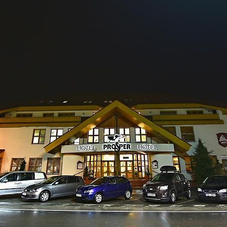 Hotel Prosper เชลาดนา ภายนอก รูปภาพ