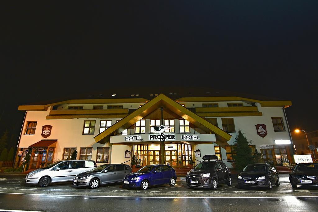 Hotel Prosper เชลาดนา ภายนอก รูปภาพ